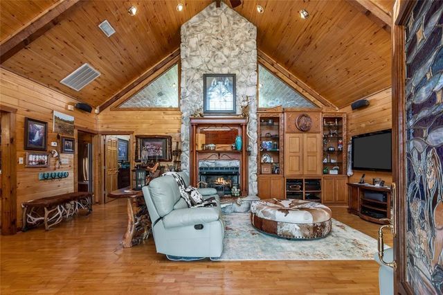 790 Campbell Road, New Waverly, TX 77358