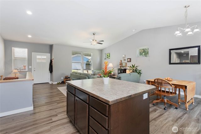 115 N 34th Street, Bellingham, WA 98225