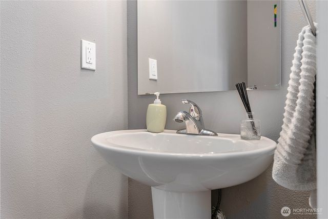 115 N 34th Street, Bellingham, WA 98225