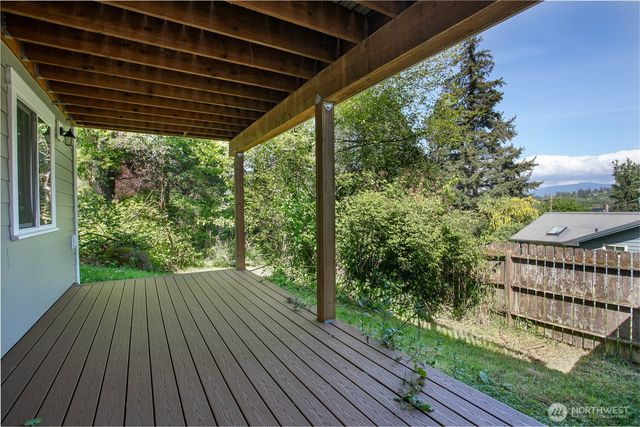 115 N 34th Street, Bellingham, WA 98225