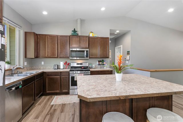 115 N 34th Street, Bellingham, WA 98225