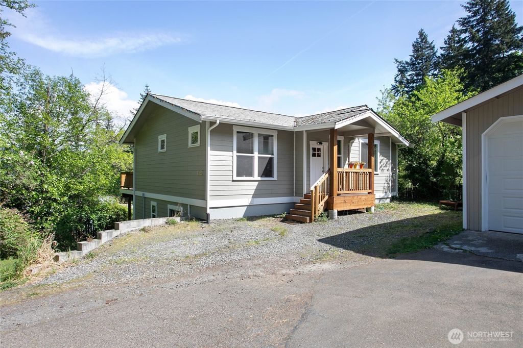 115 N 34th Street, Bellingham, WA 98225