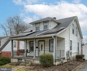 4227 CAMBRIDGE ST, Harrisburg, PA 17109