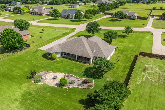 6831 Brooke Boulevard, Midlothian, TX 76065
