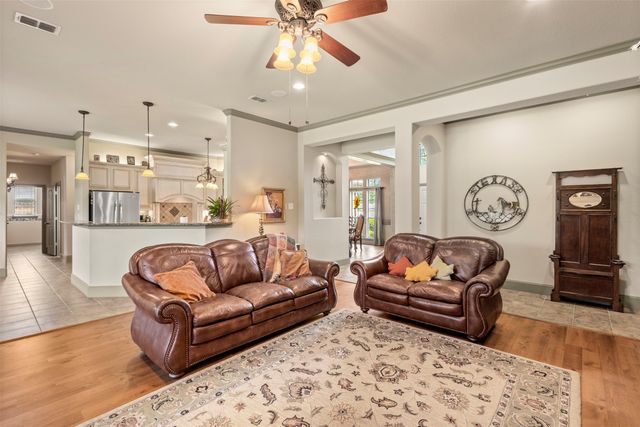 6831 Brooke Boulevard, Midlothian, TX 76065