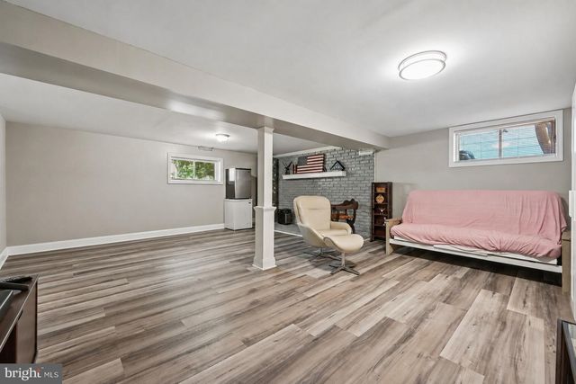 148 HOLLY PKWY, Williamstown, NJ 08094