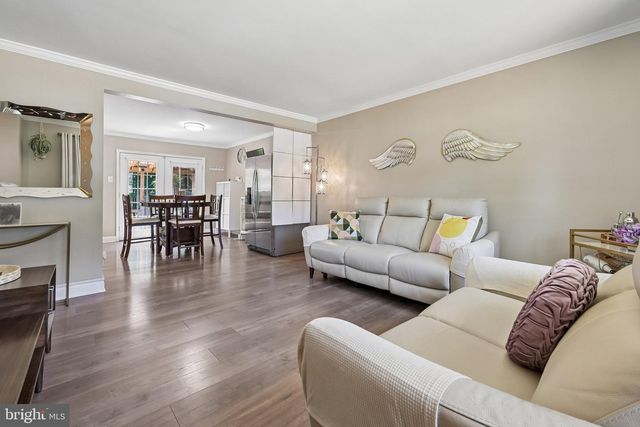 148 HOLLY PKWY, Williamstown, NJ 08094