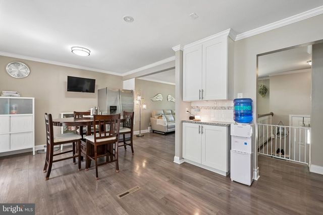 148 HOLLY PKWY, Williamstown, NJ 08094