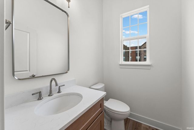 109 Parkerwood Lane, West Lafayette, IN 47906