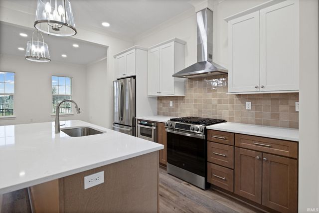 109 Parkerwood Lane, West Lafayette, IN 47906