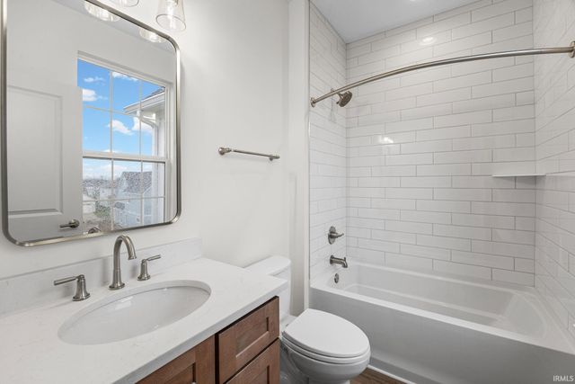 109 Parkerwood Lane, West Lafayette, IN 47906