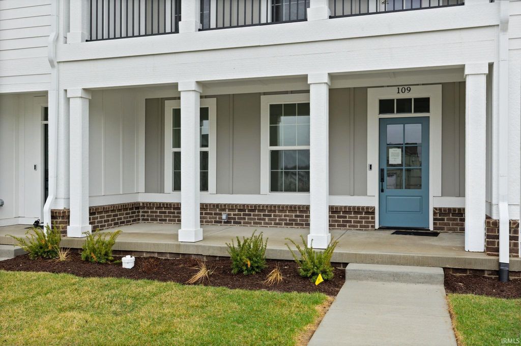 109 Parkerwood Lane, West Lafayette, IN 47906