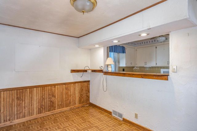 614 N SUPERIOR STREET, Appleton, WI 54911