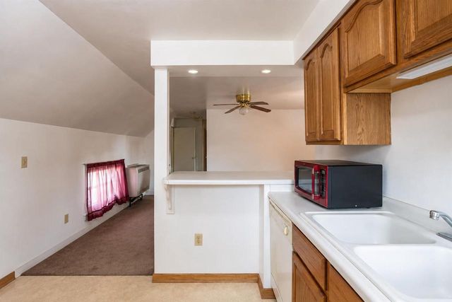 614 N SUPERIOR STREET, Appleton, WI 54911