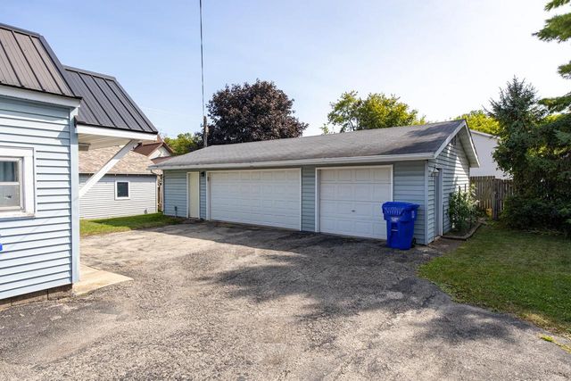 614 N SUPERIOR STREET, Appleton, WI 54911