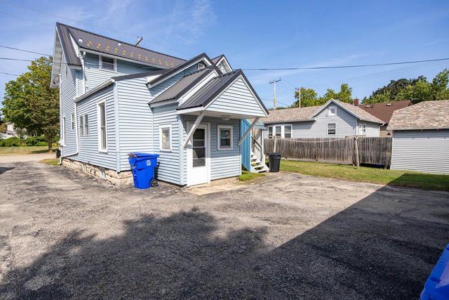 614 N SUPERIOR STREET, Appleton, WI 54911