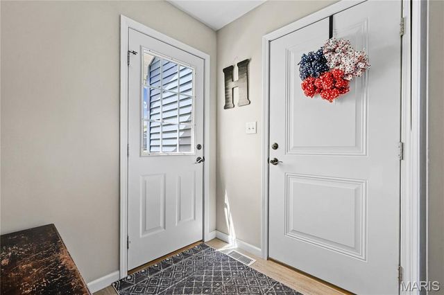 137 Calvey Brook Drive, Robertsville, MO 63072