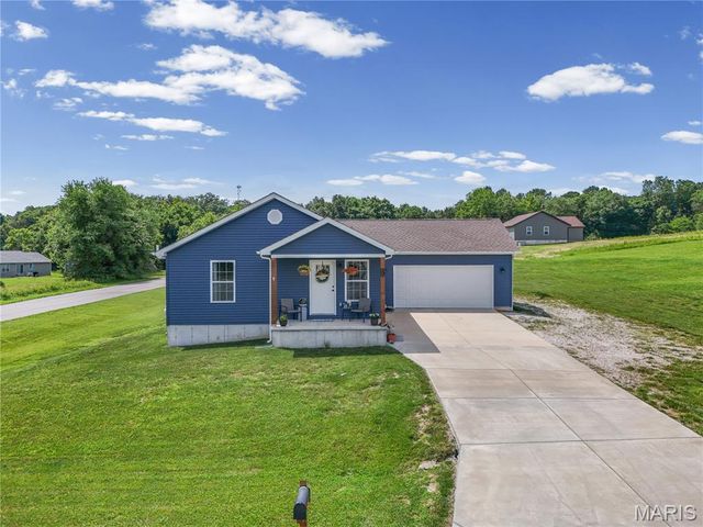 137 Calvey Brook Drive, Robertsville, MO 63072