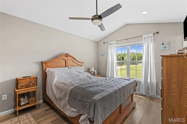 137 Calvey Brook Drive, Robertsville, MO 63072