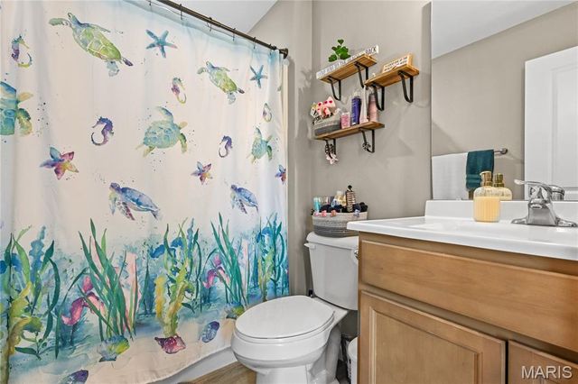 137 Calvey Brook Drive, Robertsville, MO 63072