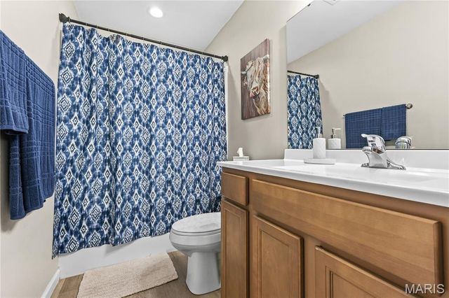 137 Calvey Brook Drive, Robertsville, MO 63072