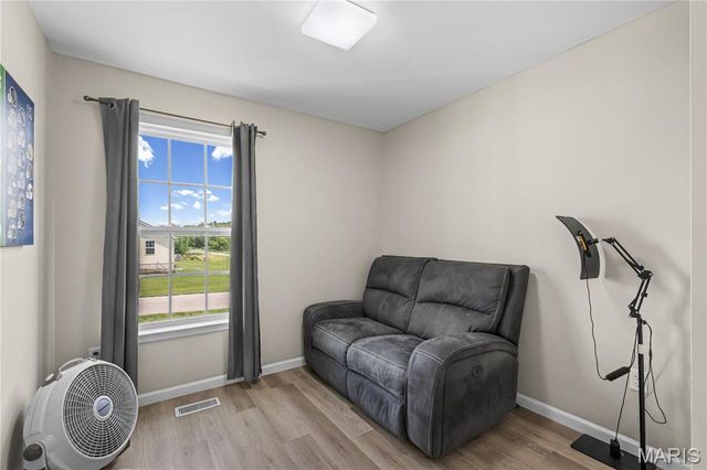 137 Calvey Brook Drive, Robertsville, MO 63072