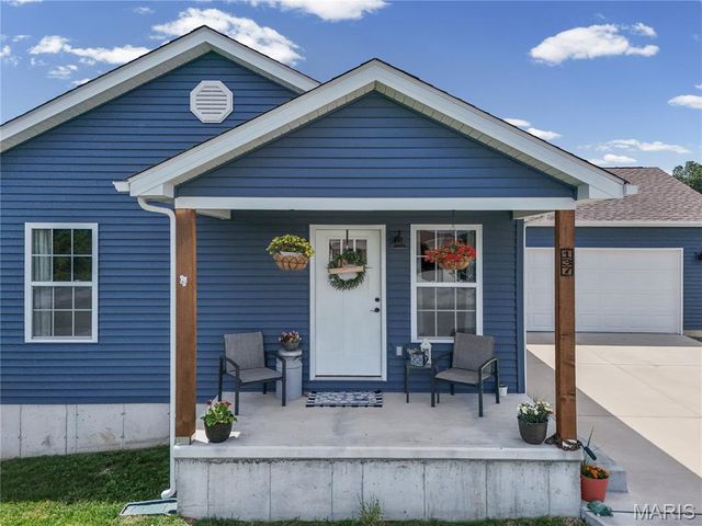 137 Calvey Brook Drive, Robertsville, MO 63072
