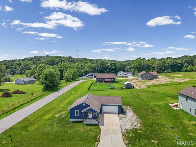137 Calvey Brook Drive, Robertsville, MO 63072