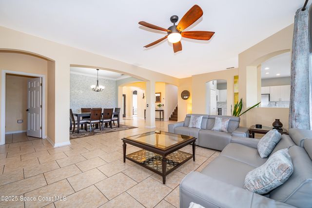 3426 Harborside Court, Kissimmee, FL 34746