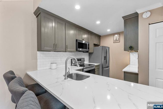 753 Summer 3D, Newark, NJ 07104