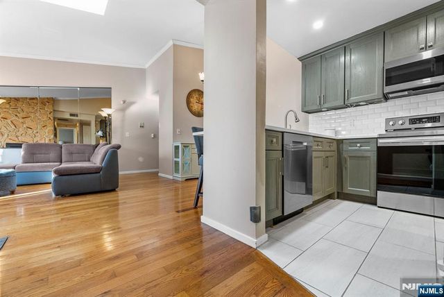 753 Summer 3D, Newark, NJ 07104