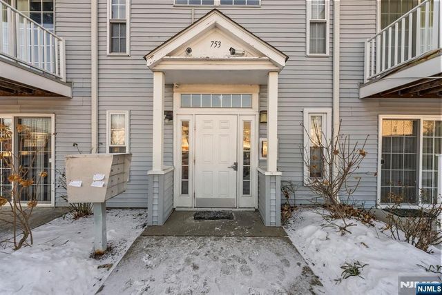 753 Summer 3D, Newark, NJ 07104