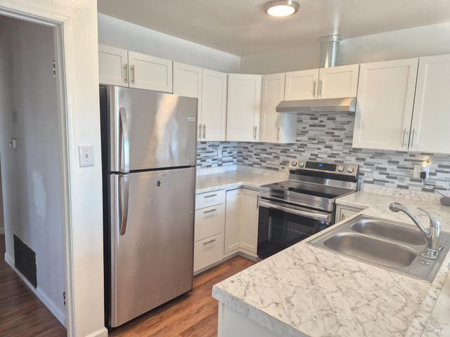 601 Danrose Dr, American Canyon, CA 94503