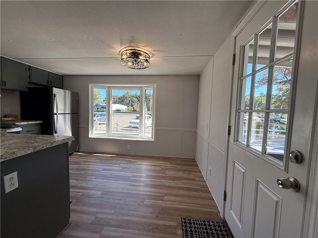 6 Lane One, Coventry, RI 02816