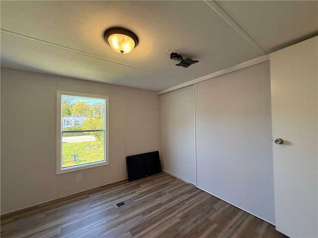 6 Lane One, Coventry, RI 02816