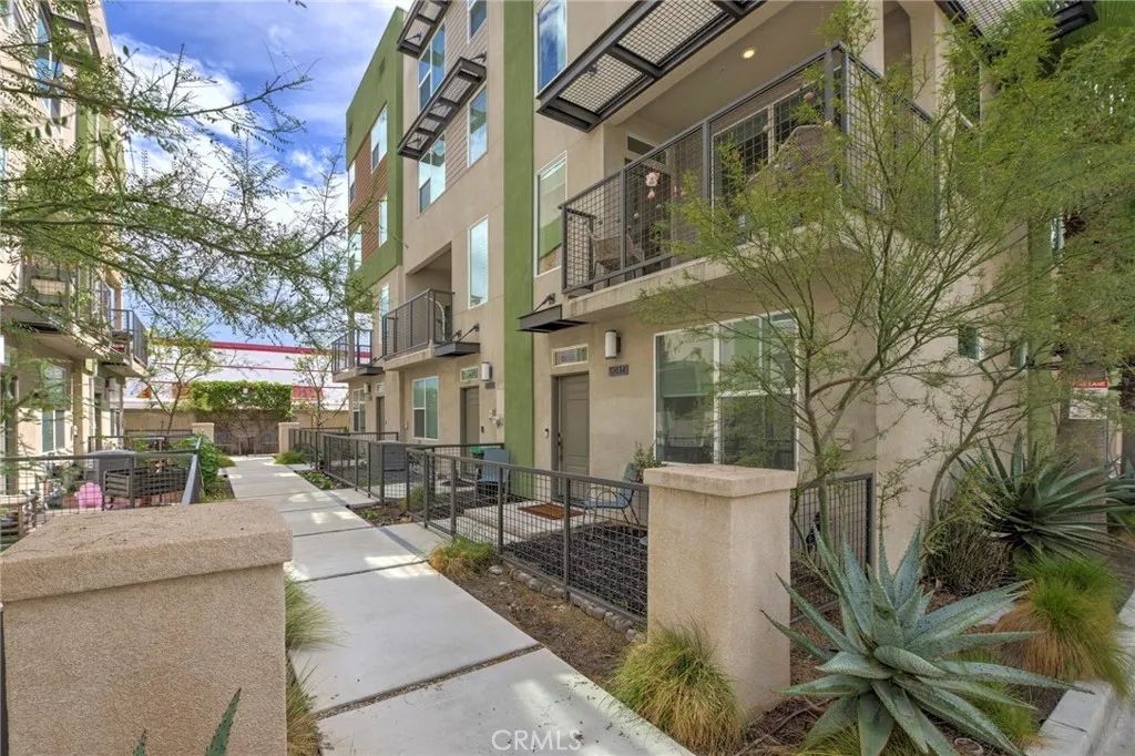 17614 Garden House, Bellflower, CA 90706
