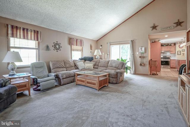156 E WOLFERT STATION RD, Mickleton, NJ 08056