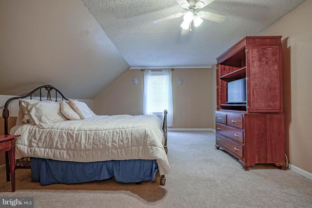 156 E WOLFERT STATION RD, Mickleton, NJ 08056