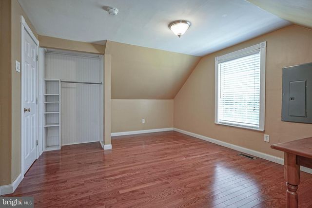 156 E WOLFERT STATION RD, Mickleton, NJ 08056