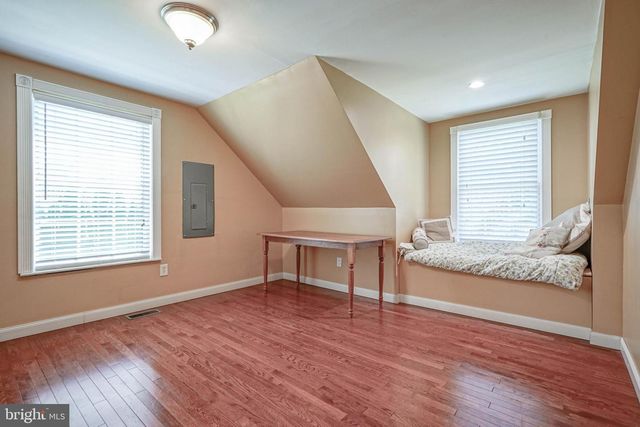 156 E WOLFERT STATION RD, Mickleton, NJ 08056