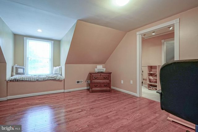 156 E WOLFERT STATION RD, Mickleton, NJ 08056