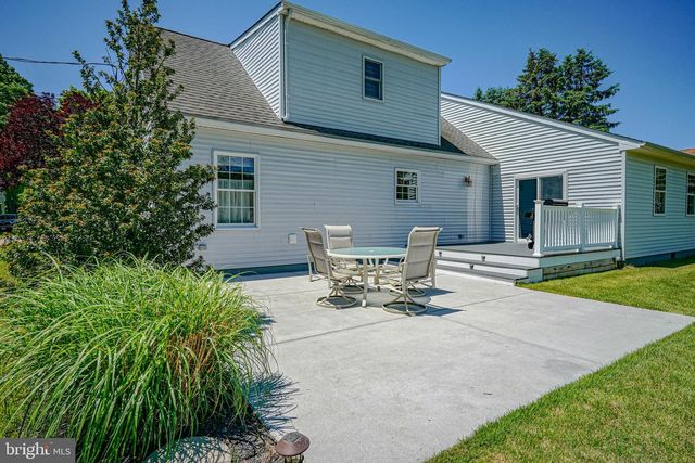 156 E WOLFERT STATION RD, Mickleton, NJ 08056