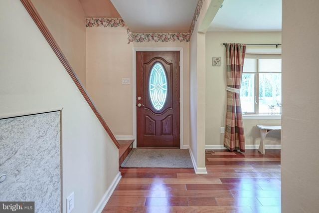 156 E WOLFERT STATION RD, Mickleton, NJ 08056