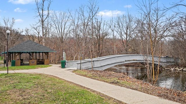 1225 Island Drive 102, Ann Arbor, MI 48105