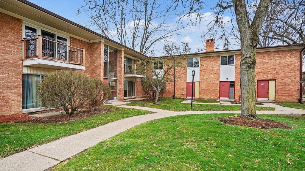 1225 Island Drive 102, Ann Arbor, MI 48105