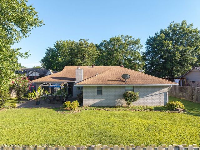 2509 Roxbury Lane, Fort Smith, AR 72908