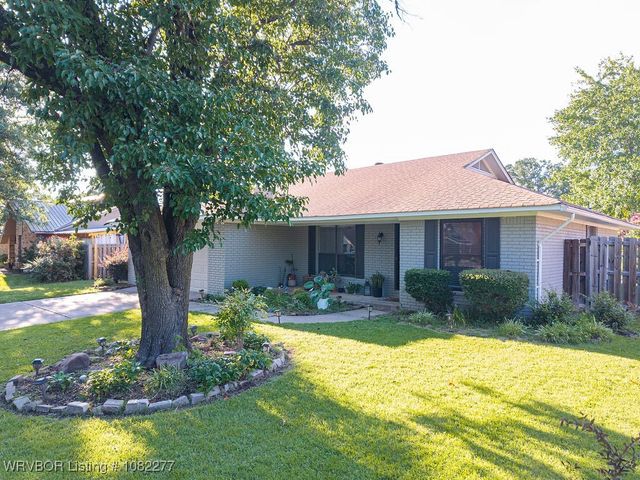 2509 Roxbury Lane, Fort Smith, AR 72908