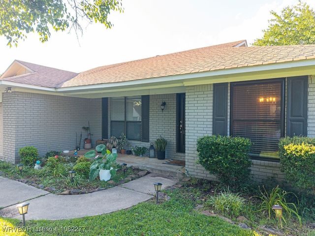 2509 Roxbury Lane, Fort Smith, AR 72908