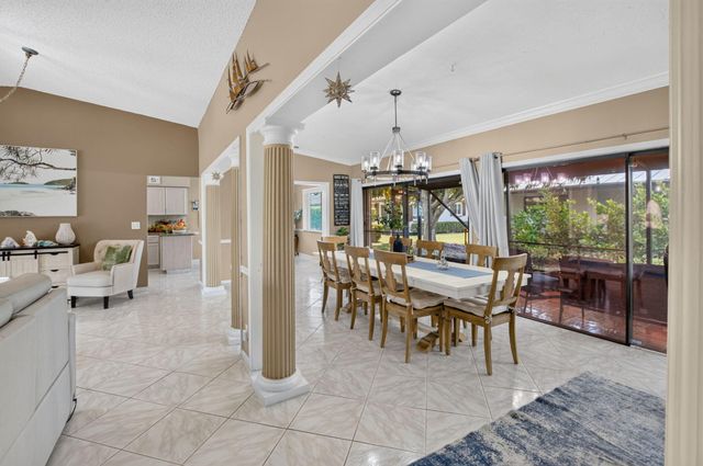 10300 GREENTRAIL Drive N, Boynton Beach, FL 33436