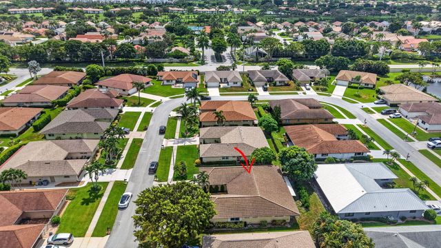10300 GREENTRAIL Drive N, Boynton Beach, FL 33436